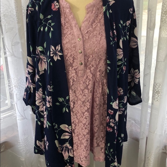 🎄 Lily Morgan pink lace top SZ  M - Picture 9 of 9